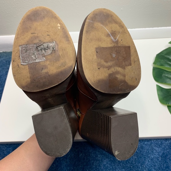 Forever 21 brown ankle strap bootie boot - Picture 5 of 6